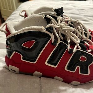 Nike Uptempo